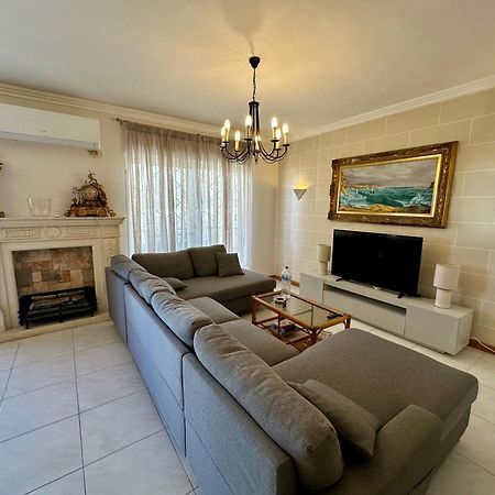St Julians Balutta Bay Huge Flat! -2Min From Seafront Apartment Saint Julian's Exterior photo