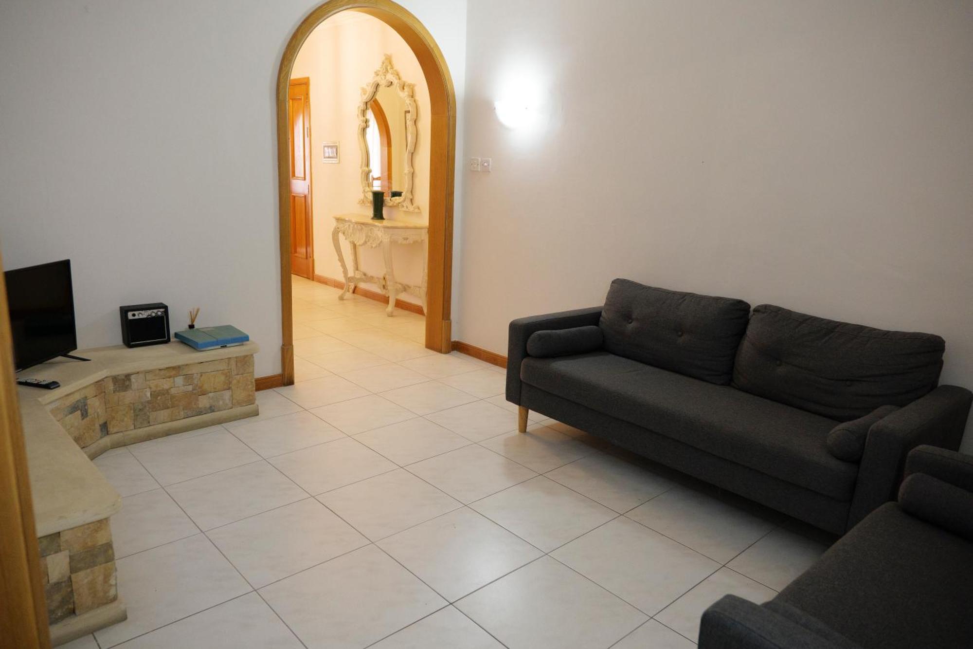 St Julians Balutta Bay Huge Flat! -2Min From Seafront Apartment Saint Julian's Exterior photo