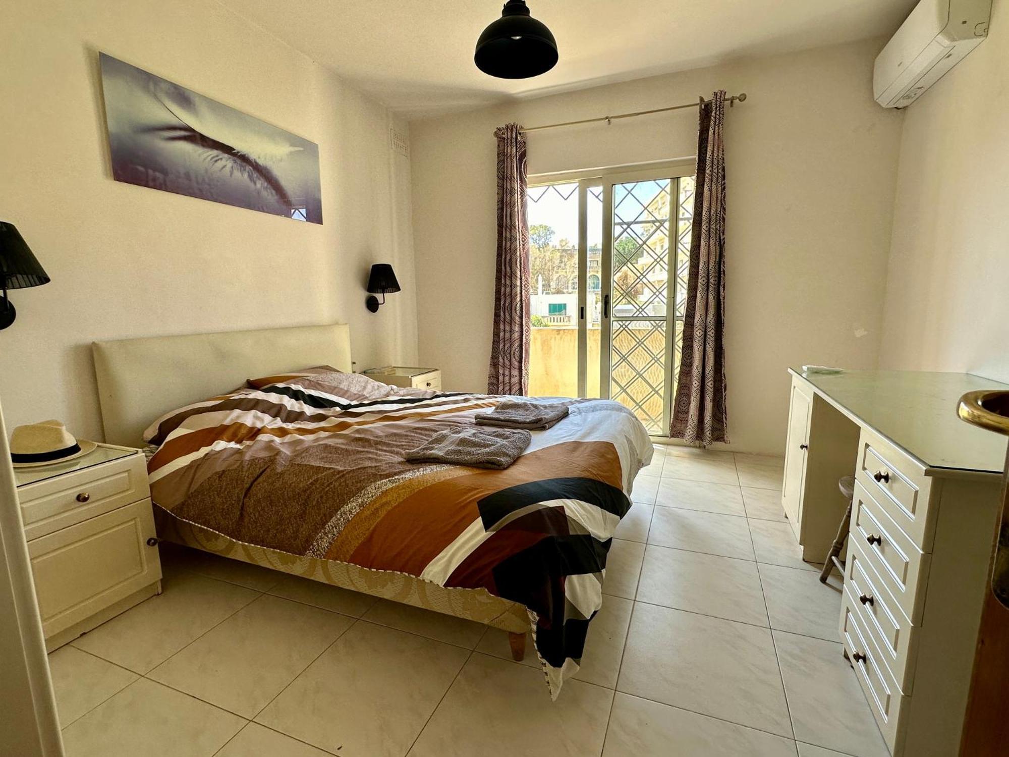 St Julians Balutta Bay Huge Flat! -2Min From Seafront Apartment Saint Julian's Exterior photo